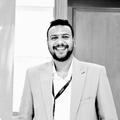 إسلام الحسيني - وزير التسويق